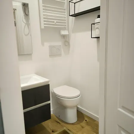 Apartment Luxury Center Metro Rossa Porta Venezia Milan